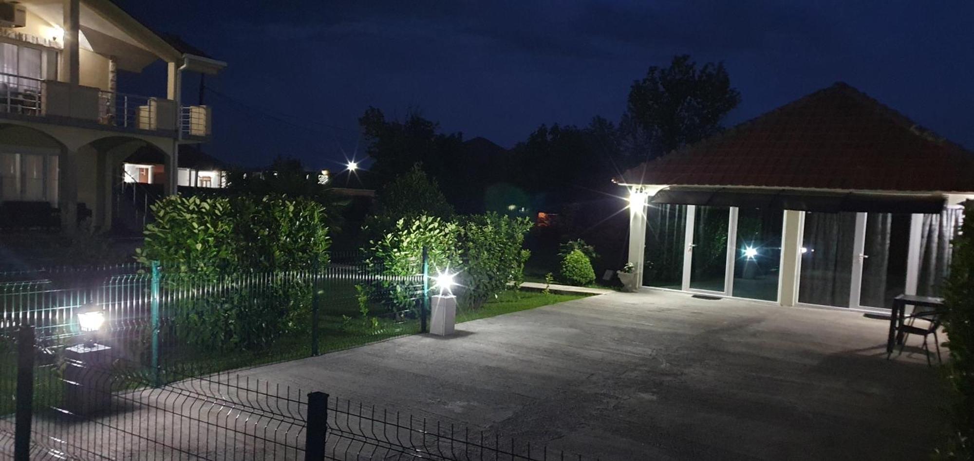 Cozzy Apartment Near The Aiport Podgorica Mitrovici  Eksteriør bilde